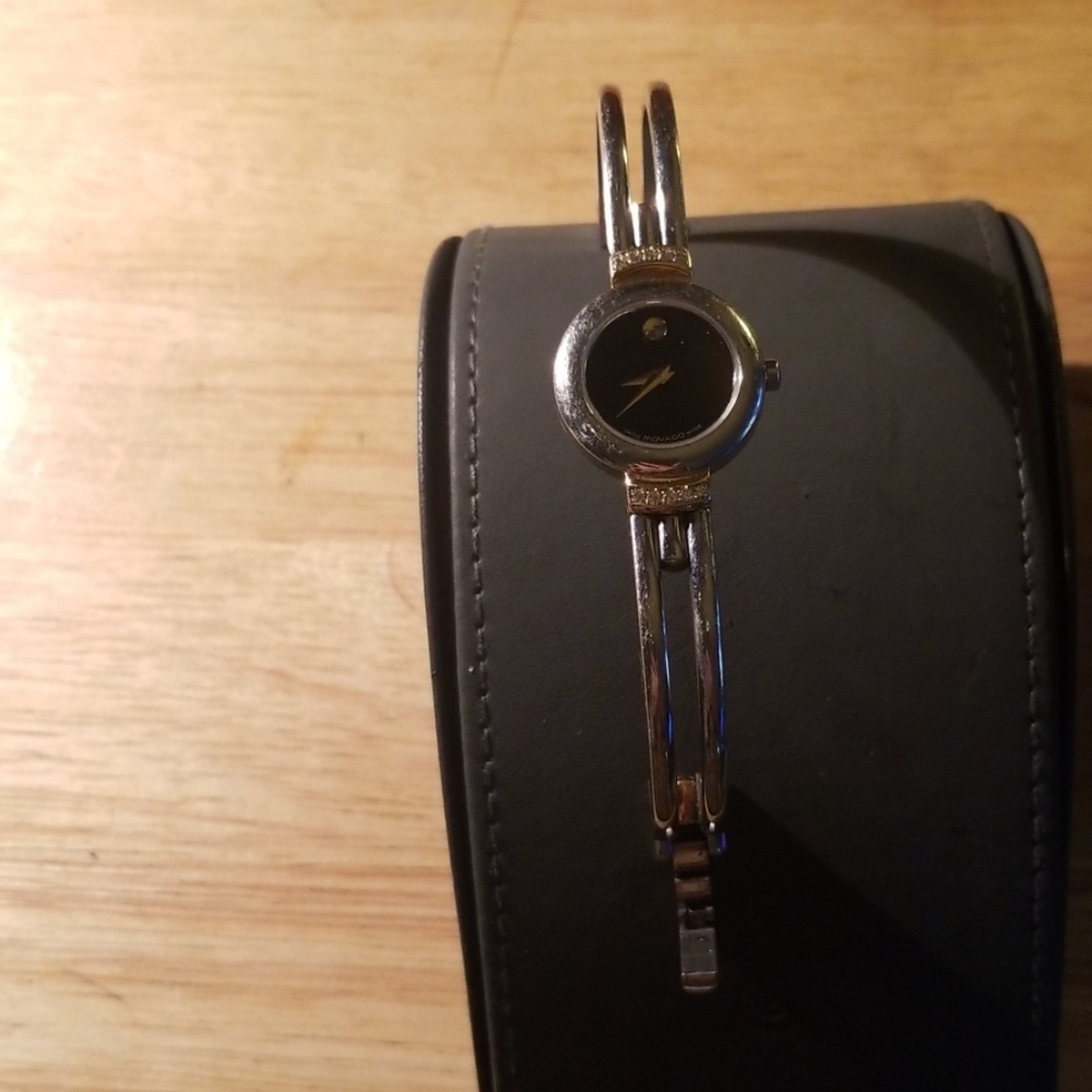 A MOVADO LADY'S  WATCH
